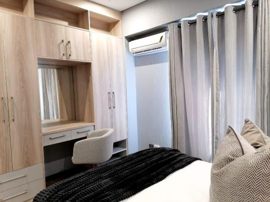 Uptown Apartments - Garden Pavillion - 245876