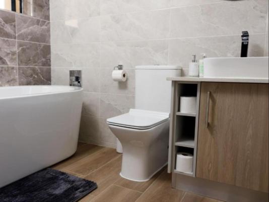 Uptown Apartments - Garden Pavillion - 245886