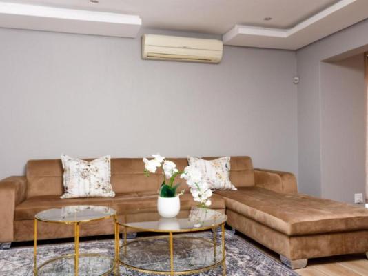 Uptown Apartments - Garden Pavillion - 245899