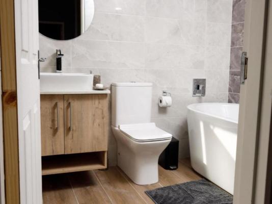 Room image 5