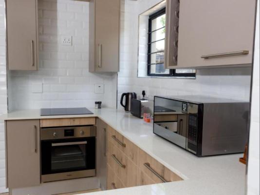 Uptown Apartments - Garden Pavillion - 245914