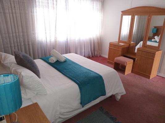 SunRose Guesthouse Group - 246023