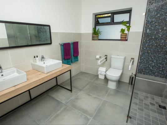 Room image 2