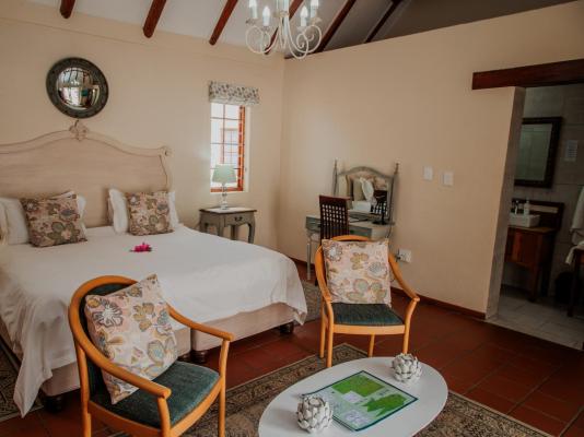 Aan de Oever Guest House - 246510
