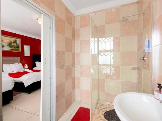 Mkhwani Guest House - 246779