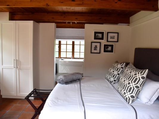 Cosy Corner Guest House - 246998