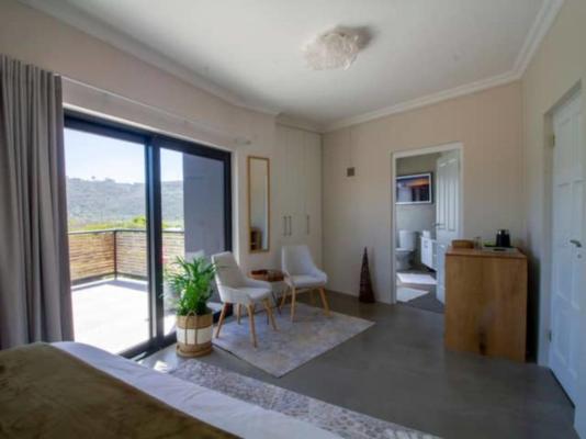 Room image 1