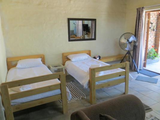 Room image 3