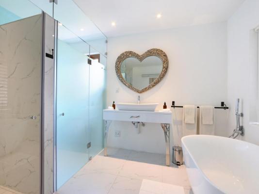 Apricot Gardens Boutique Guesthouse - 247456