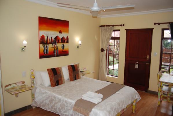 Room image 11