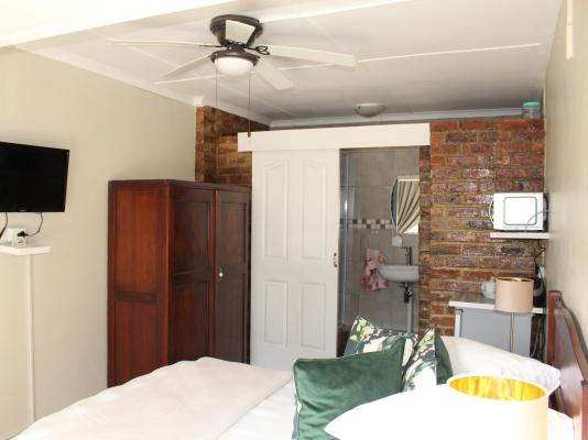 Panorama Guest House - 247688