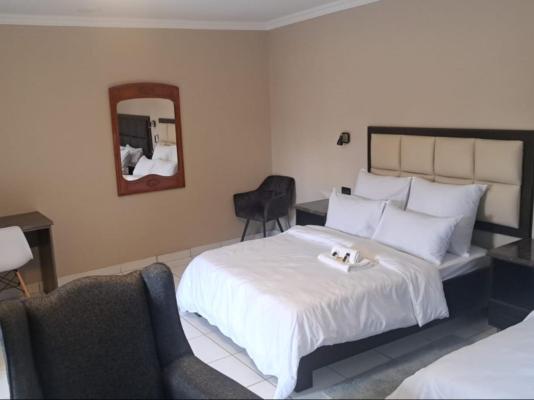 Room image 1