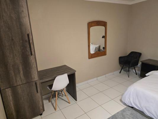 La - Majestic Guest Lodge - 248164