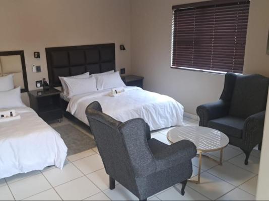 Room image 9