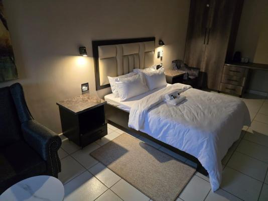 La - Majestic Guest Lodge - 248179
