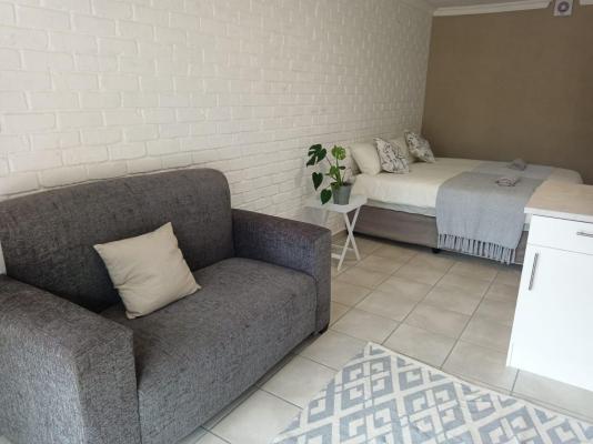 Room image 3