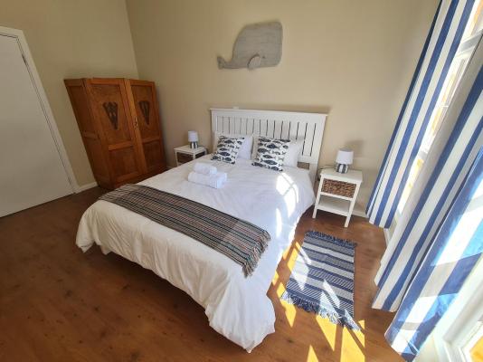 Room image 13