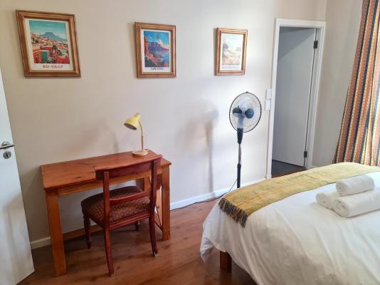 Room image 1