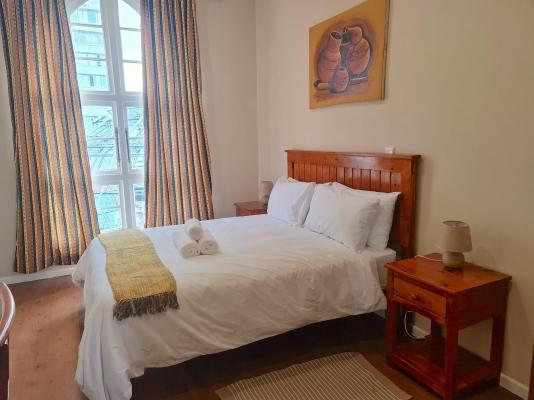 Room image 2