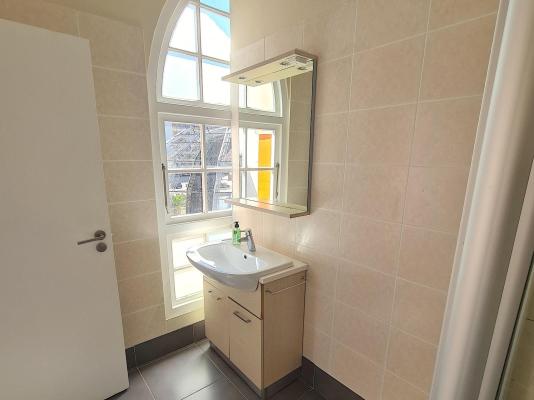 Room image 3