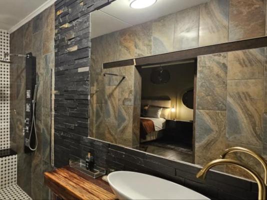 Prospectors Inn - 249463