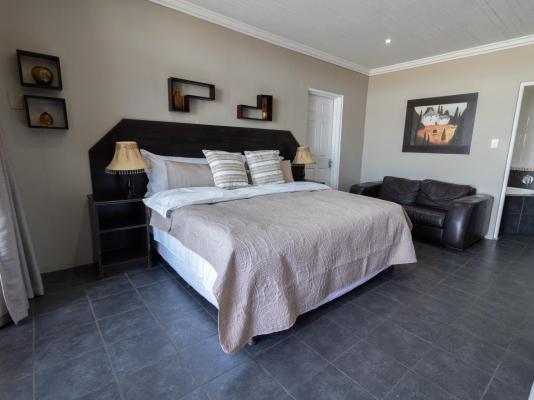 Room image 5
