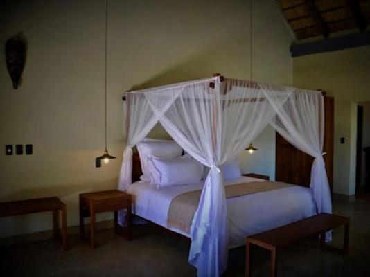La Lechere Guest House - 250147