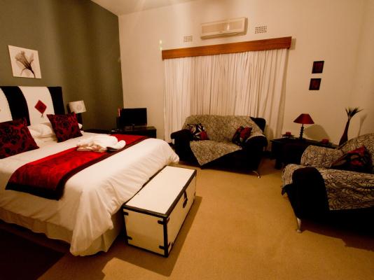 Loerie Lodge Guest House - 250229