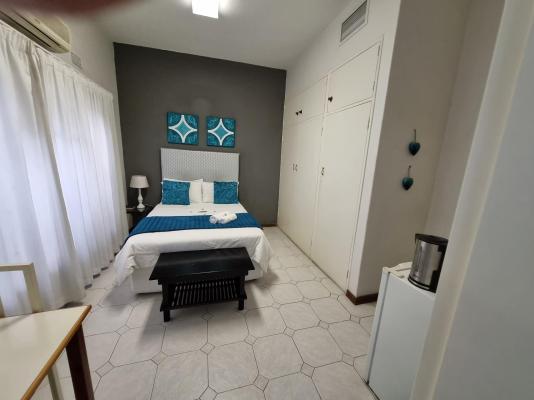 Loerie Lodge Guest House - 250232