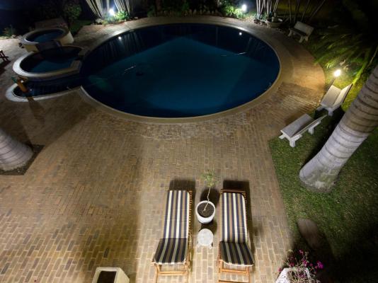 Loerie Lodge Guest House - 250242