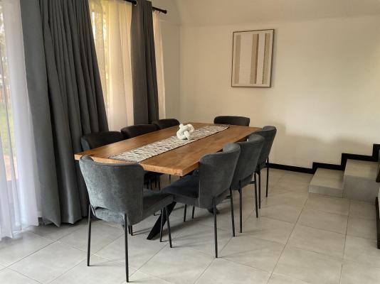 Ericka's Luxurious Guesthouse - 250509