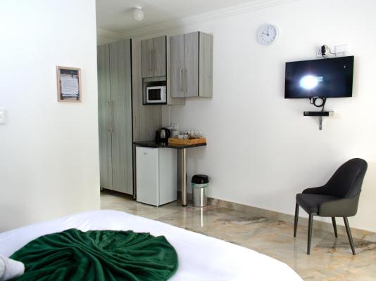 Hospital View Guesthouse - 250556