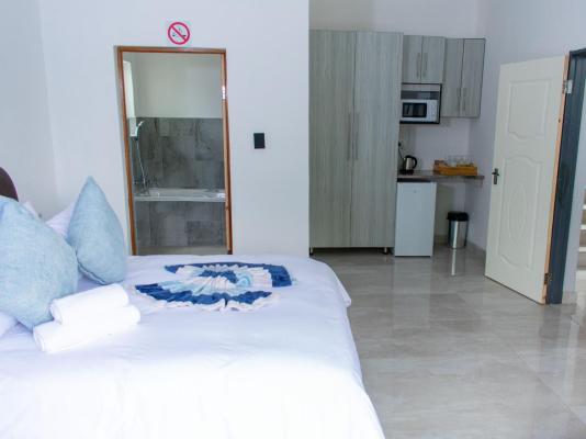 Hospital View Guesthouse - 250566