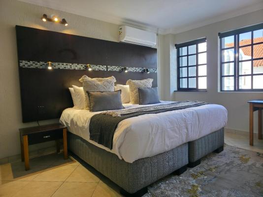 Promenade Place Nelspruit - 250591