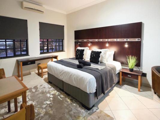 Room image 11