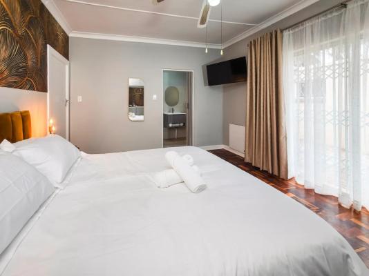 Room image 2