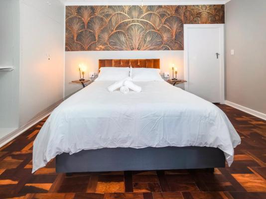 Room image 3