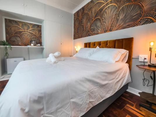 Room image 4