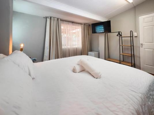 Room image 2