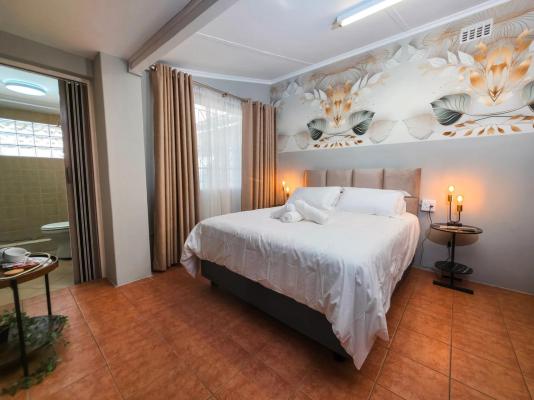 Room image 5