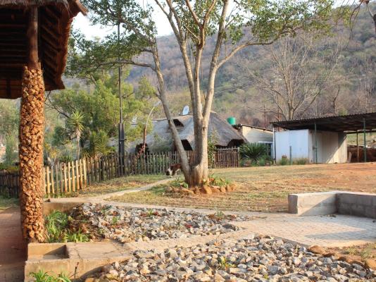 Emahlathini Guest Farm - 250705