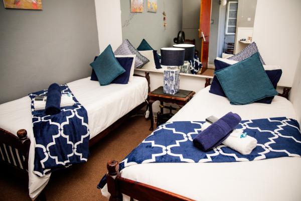 Room image 4