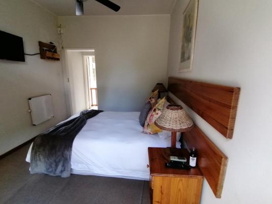 Room image 1