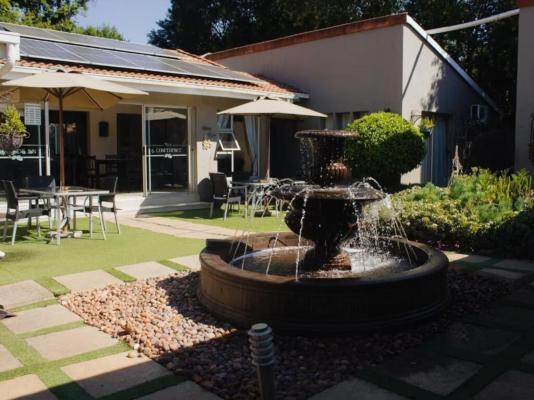 Oaklands Inn & Conference Centre - 251341