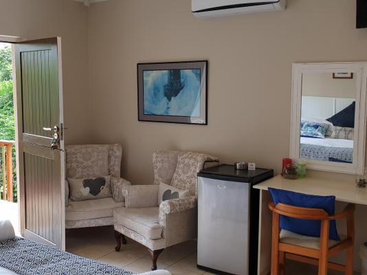 Room image 3