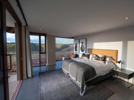 Room image 7