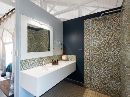 Room image 4