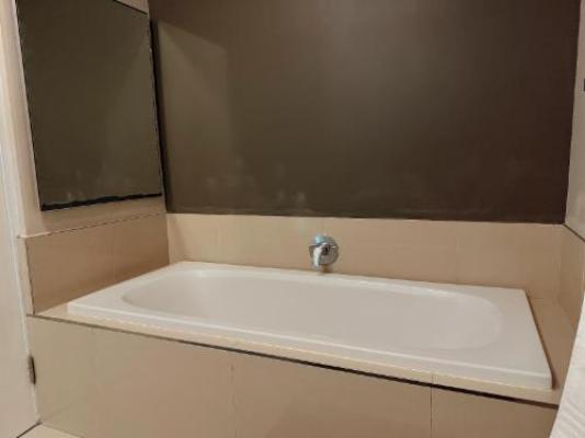 Instellies Self-Catering Apartment - Bathroom