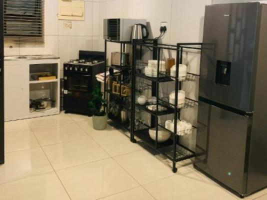 The Botik Hides - Kitchenette