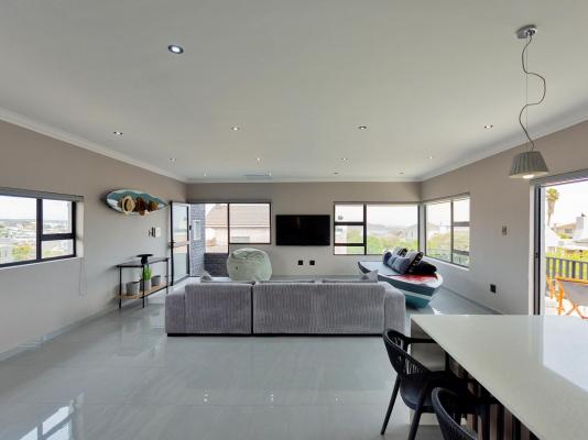 Room image 7